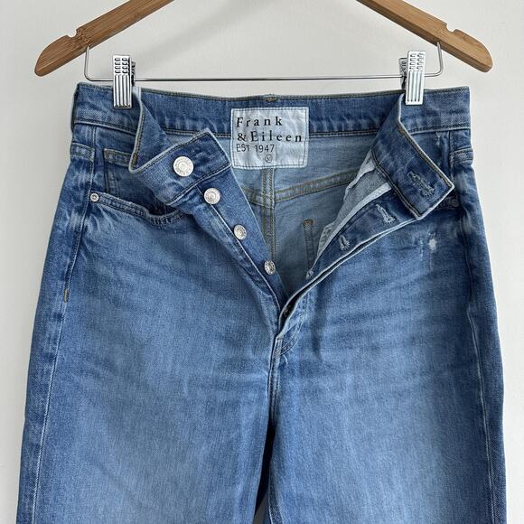 Frank & Eileen Jeans Womens 30 Blue Monaghan High Rise Straight Distressed Crop - Picture 2 of 9